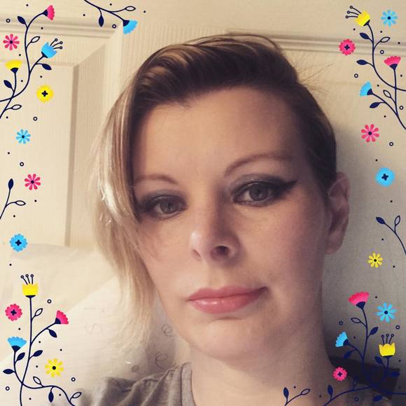 Meet your Posher, Lacey - Picture 1 of 1